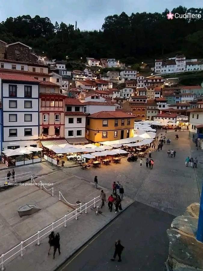 Apartamentos Urbanin I Plaza Ayuntamiento Cudillero Exteriör bild