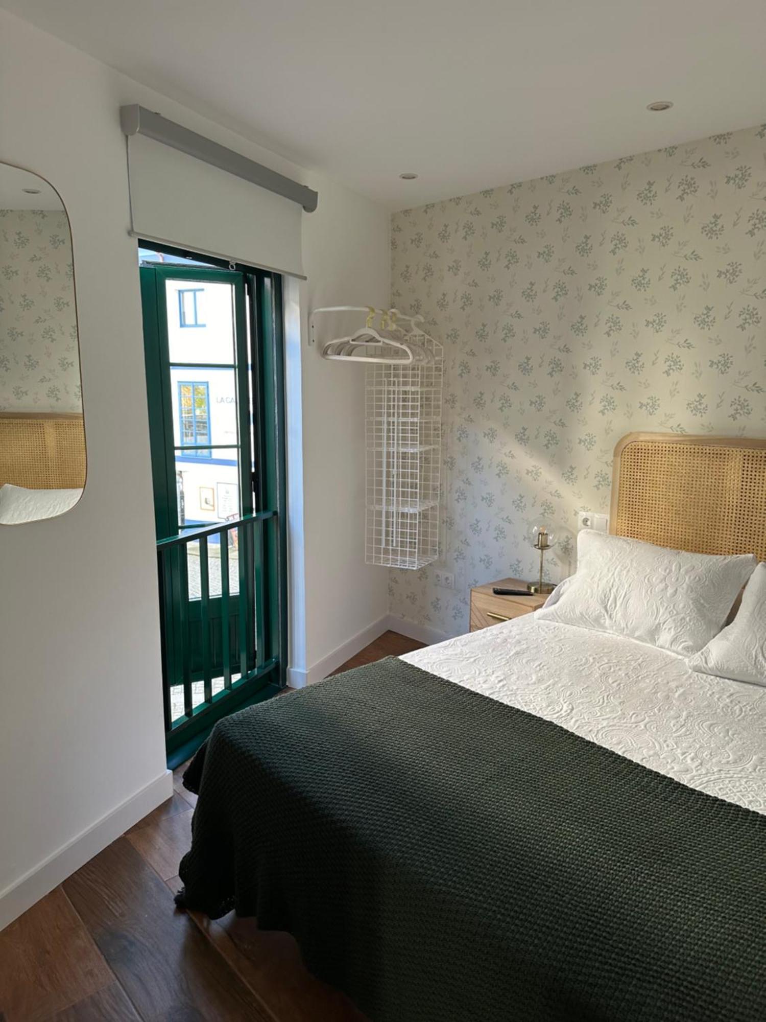 Apartamentos Urbanin I Plaza Ayuntamiento Cudillero Exteriör bild