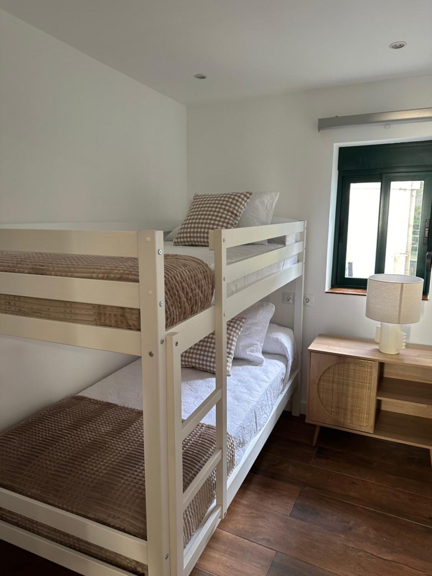 Apartamentos Urbanin I Plaza Ayuntamiento Cudillero Exteriör bild